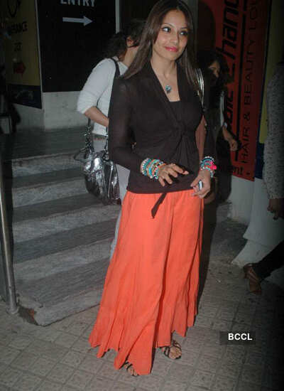 Bipasha spotted at PVR