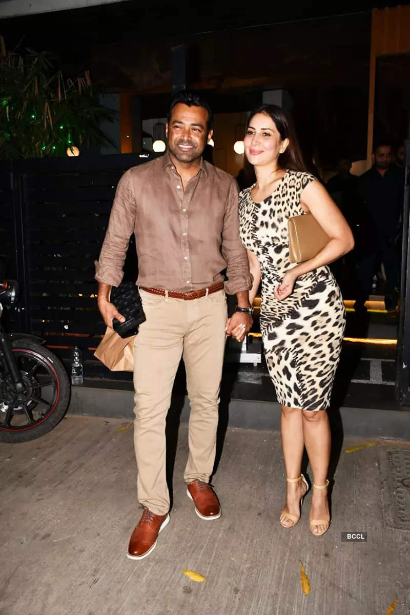 Pictures of Kim Sharma and Leander Paes walking hand-in-hand on their dinner date go viral