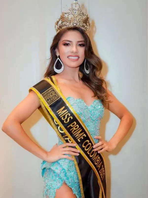 Angela Bonilla's pictures