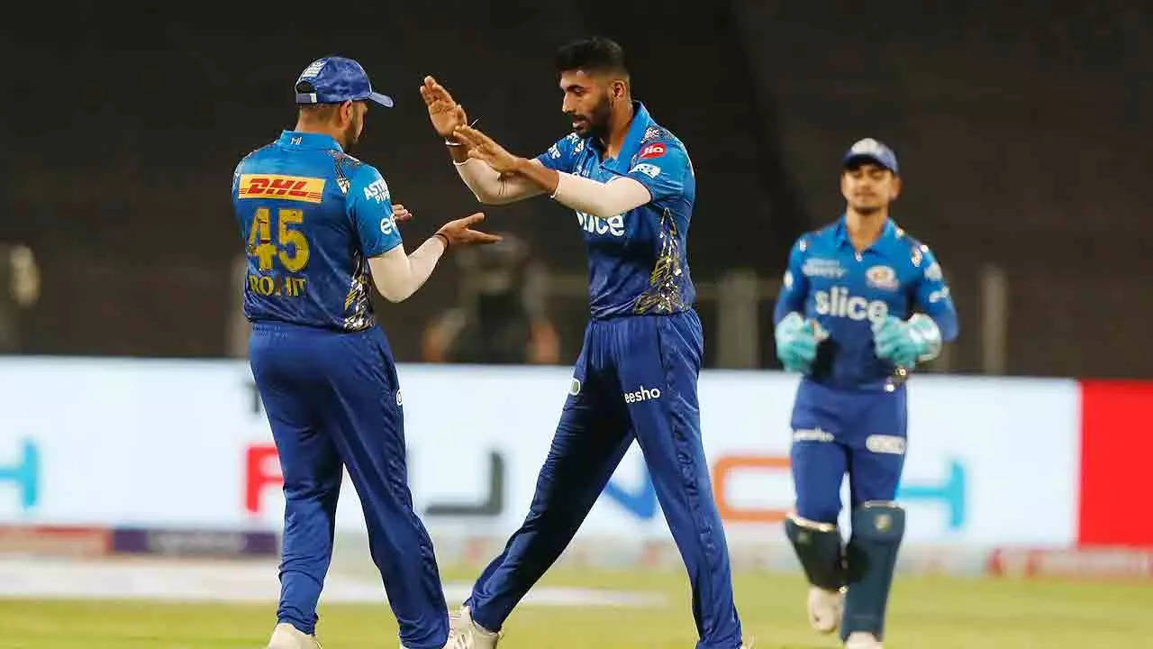 MI Vs PBKS: Punjab Kings Hand Mumbai Indians Fifth Successive Loss ...