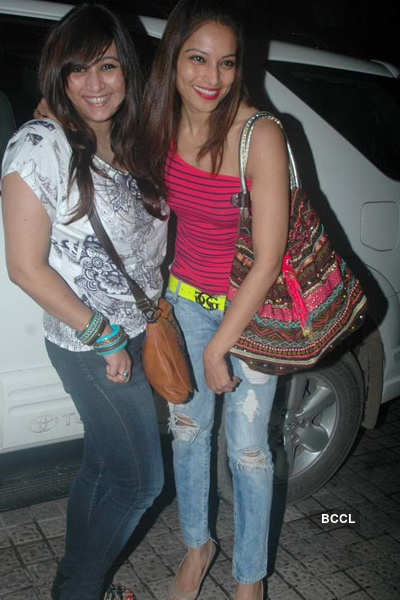 Bips spotted with friend @ PVR