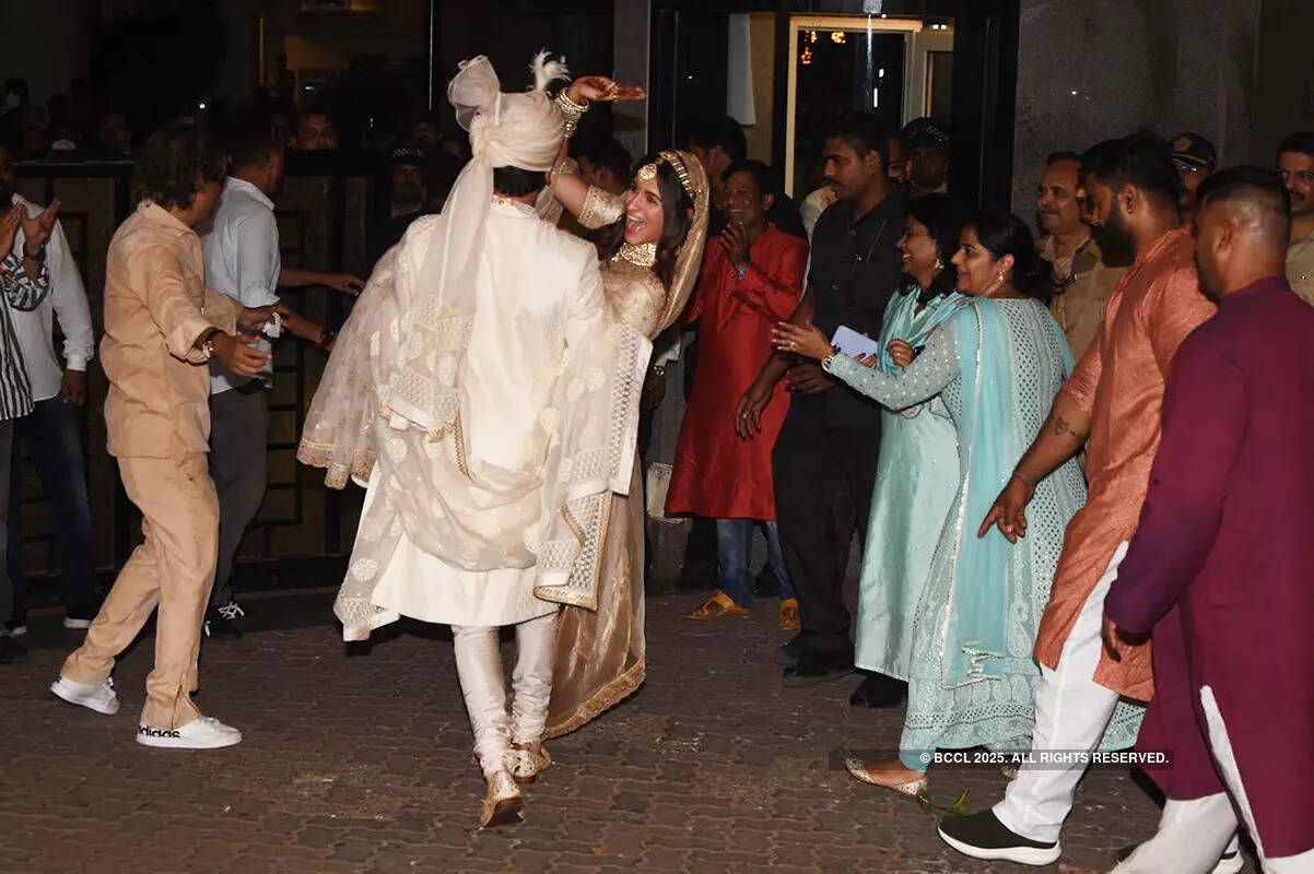 Bride Alia Bhatt shares first pictures with hubby Ranbir Kapoor from their intimate white wedding