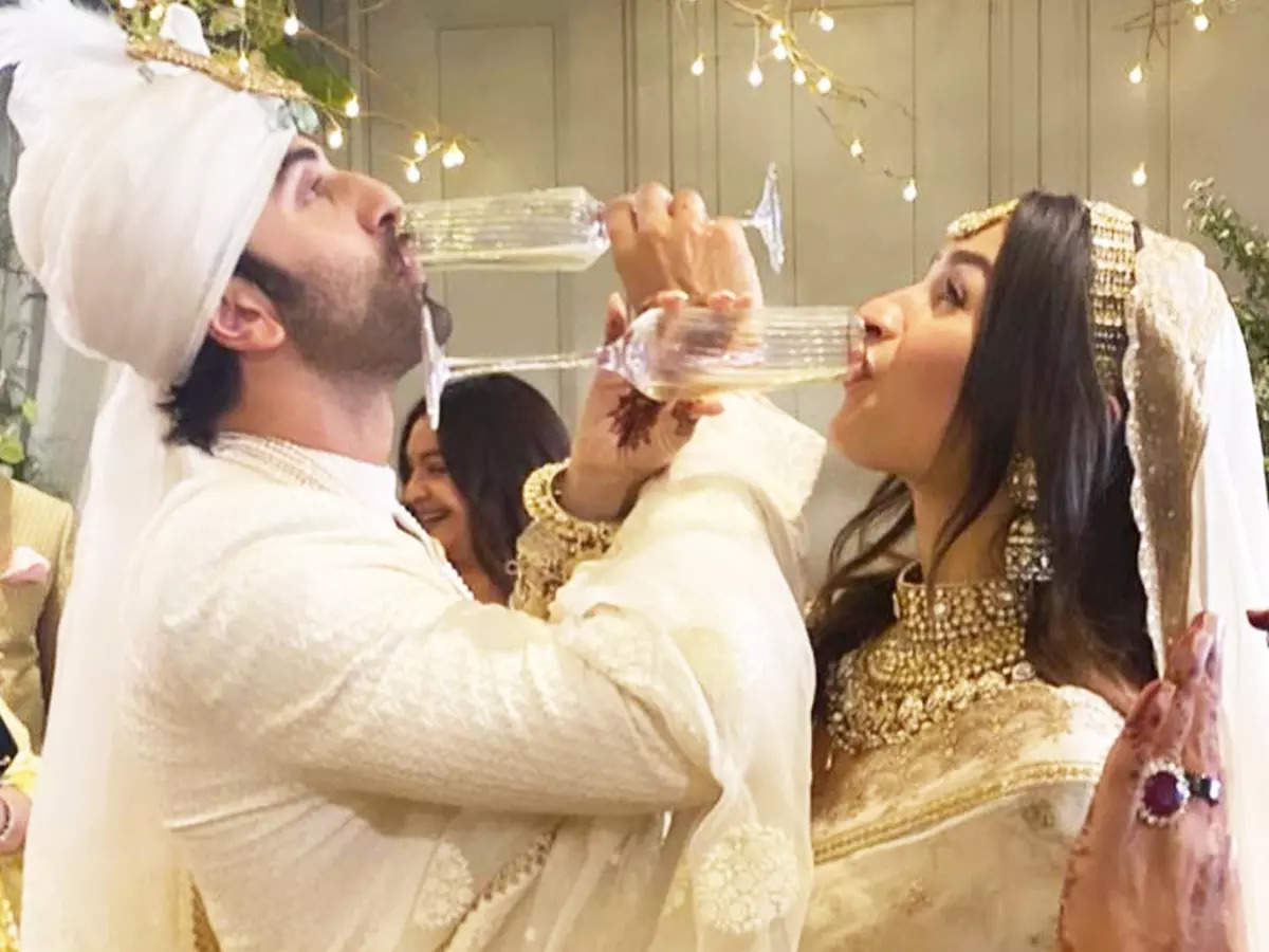 From cutting cake to raising a toast, magical pictures from Alia Bhatt and Ranbir Kapoor's fairytale wedding