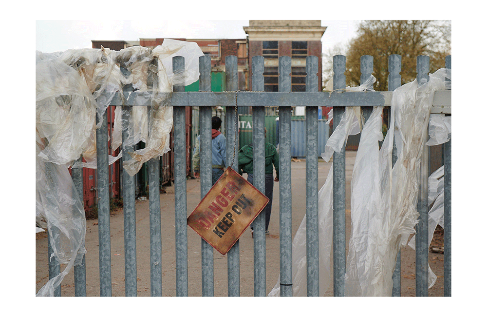 Choose Or Die Review: This retro gamer horror saga is gory and absurd