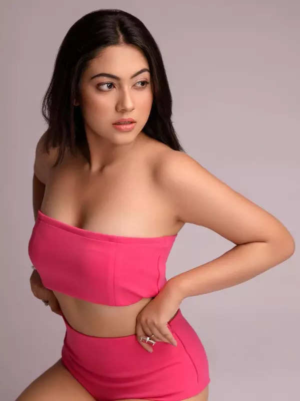 Tujhse Hai Raabta actress Reem Shaikh shares bewitching pictures from her latest photoshoot