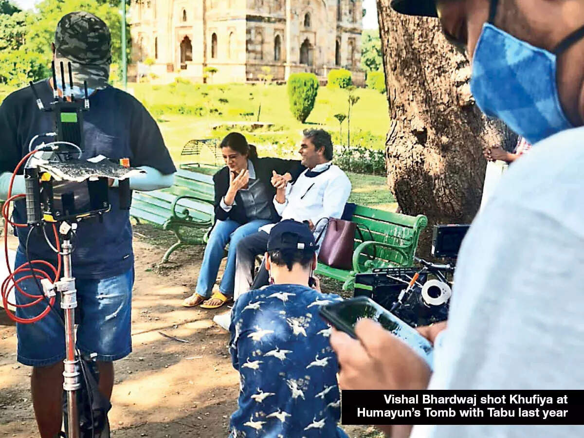 Vishal Bhardwaj and Tabu at Humayun Tomb