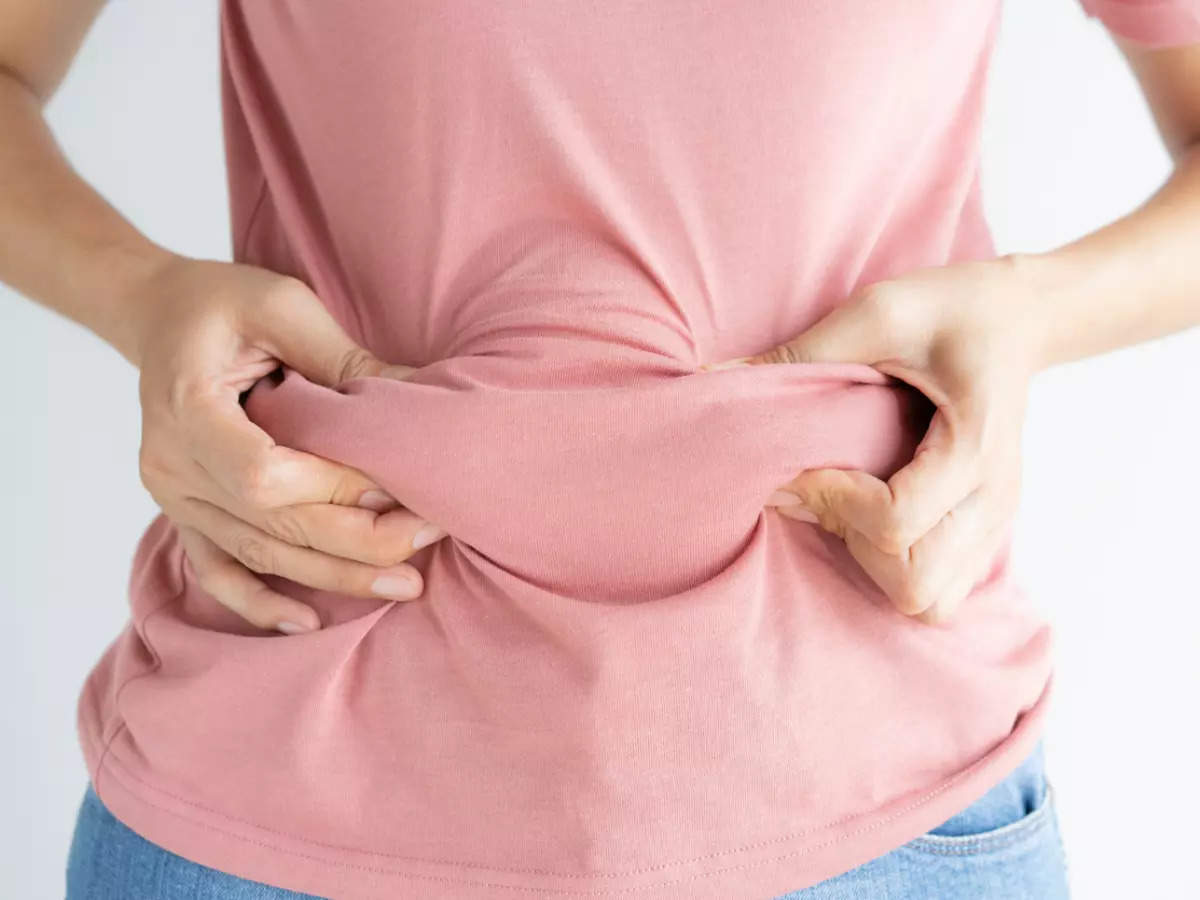 6 easy and effective home remedies to treat stomach bloating