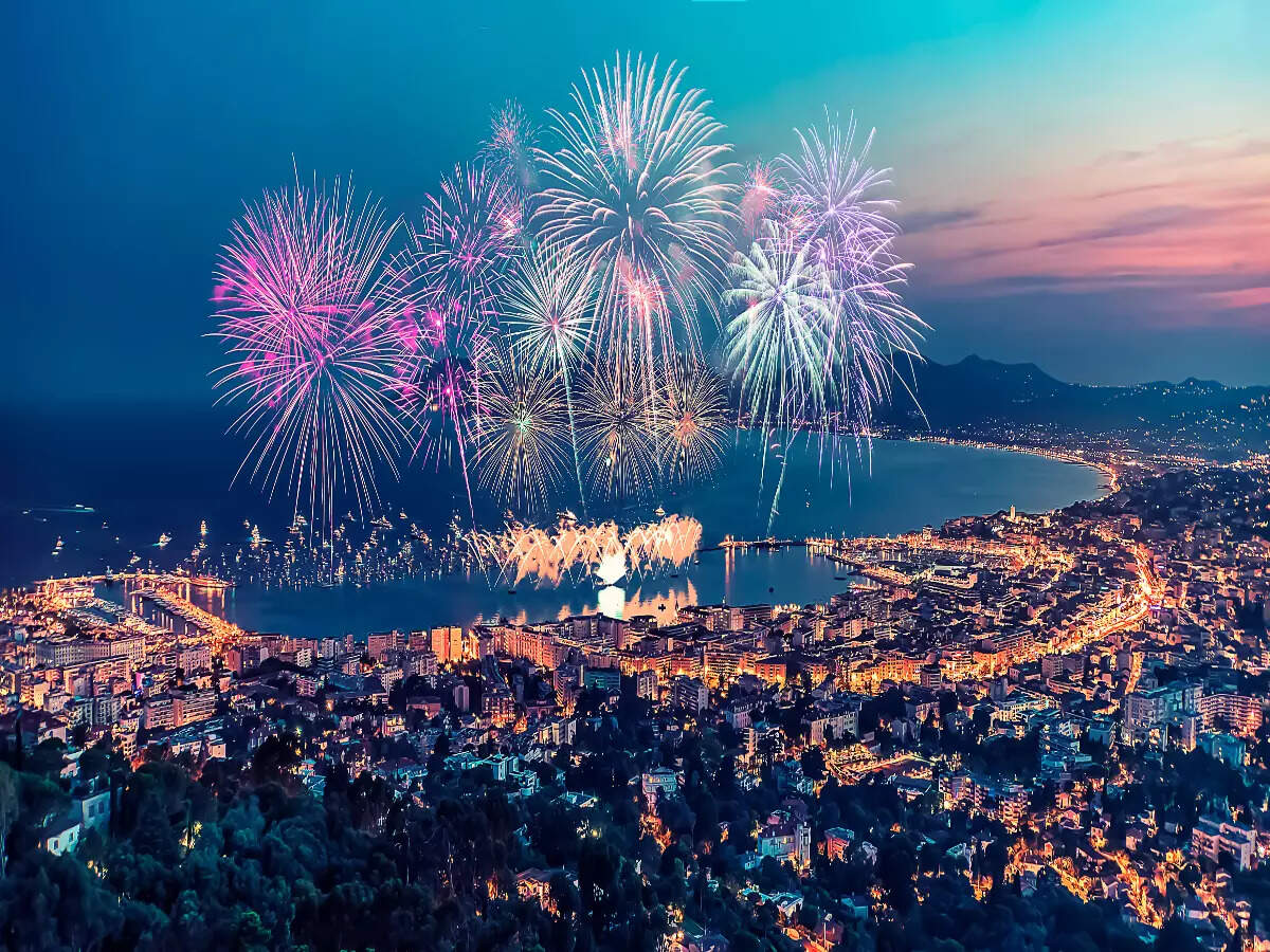 Cannes for sunny holidays in the Mediterranean Cannes for sunny holidays in the Mediterranean
