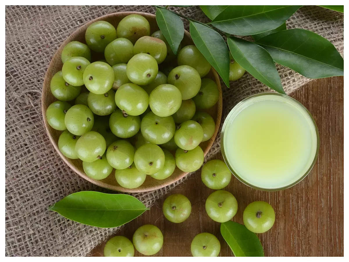 How an amla a day can impact your health? What is the best way to ...