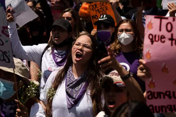 Mexico's women protest gender violence; see pics