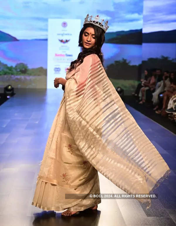 Bombay Times Fashion Week 2022: Day 1 - Indigenous Handloom Textiles of MP