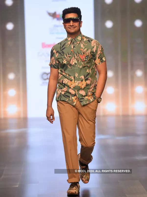 Bombay Times Fashion Week 2022: Day 1 - UNIMO Universe Of Moms ...