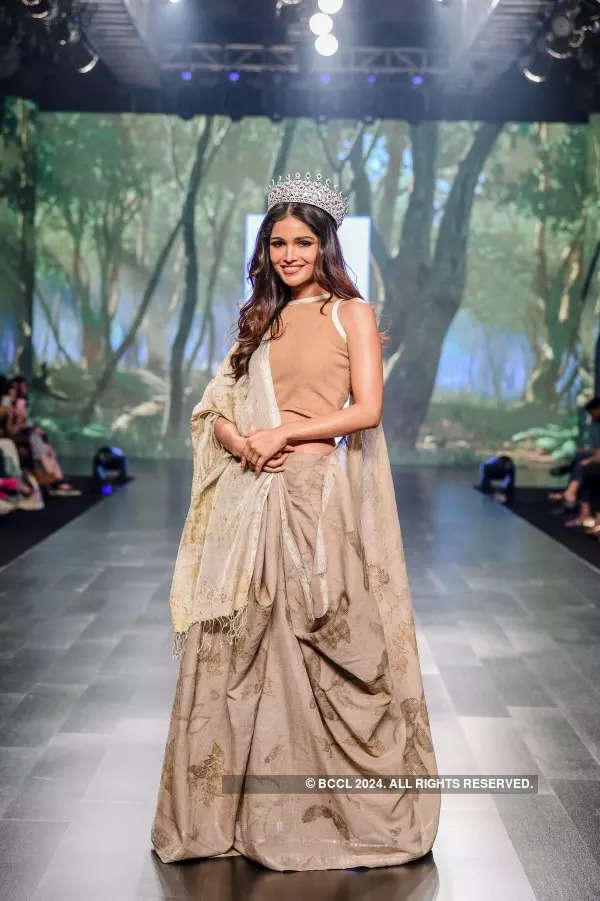 Bombay Times Fashion Week 2022: Day 3 - Hasttantr