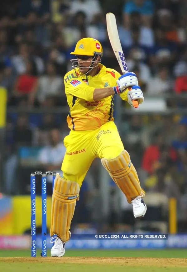 IPL 2022: MS Dhoni returns as CSK captain and fans are beyond thrilled, photos of 'Thala' go insanely viral