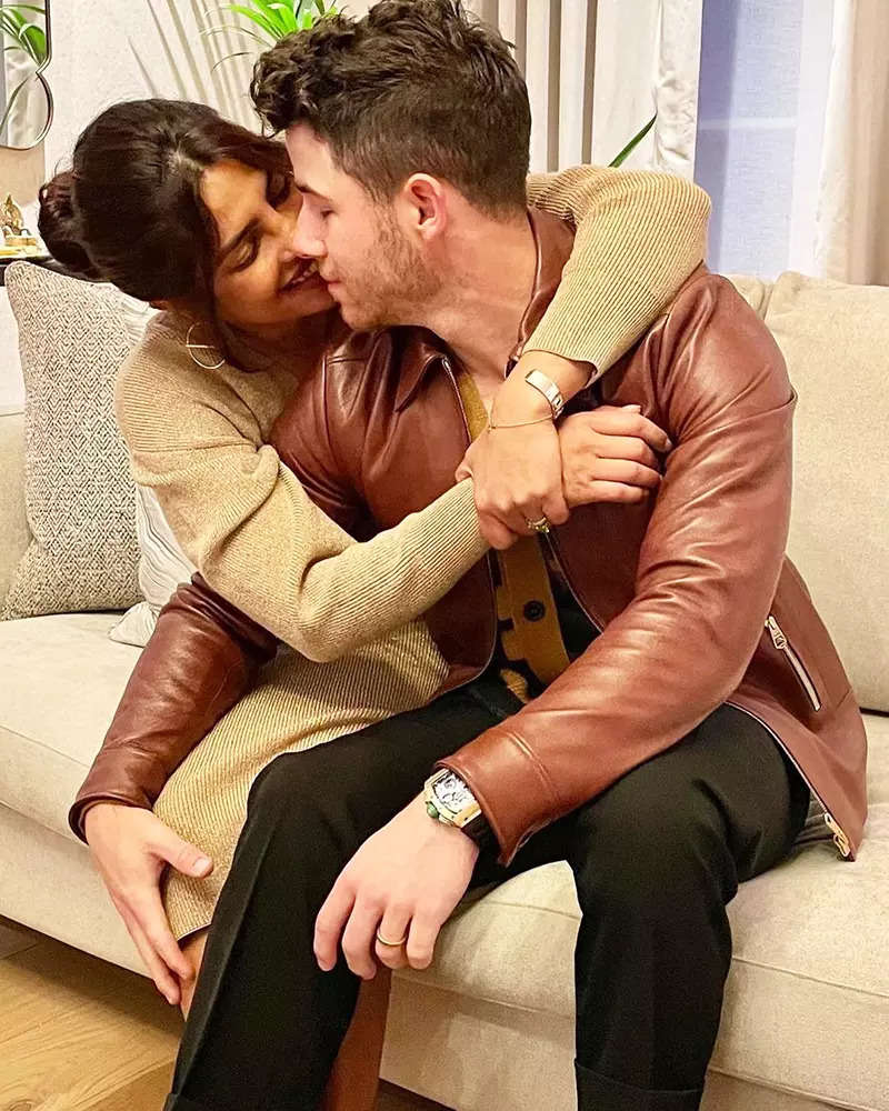 First picture of Priyanka Chopra and Nick Jonas's baby girl Malti goes viral