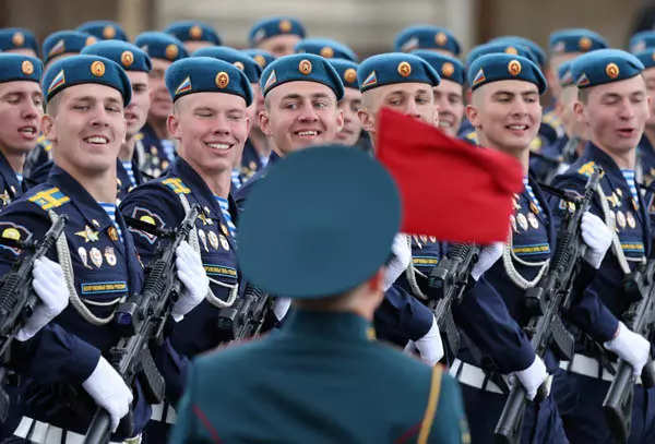 40 spectacular pictures from Russia's WW2 victory parade- The Etimes ...