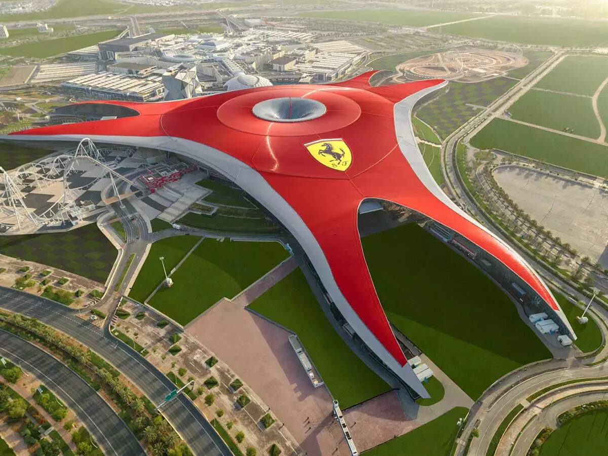 Rock n roll, swoop and dive, have the time of your life at Yas Island Abu Dhabi! Rock n roll, swoop and dive, have the time of your life at Yas Island Abu Dhabi!