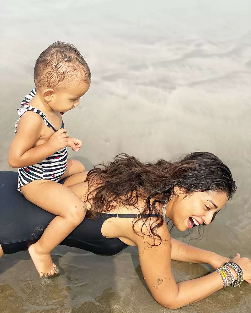 These pictures of Shriya Saran in a monokini from her family vacation will make you go wow
