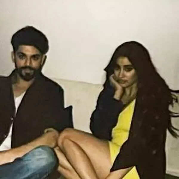 These cosy pictures of Janhvi Kapoor with her BFF from a party will leave you asking for more