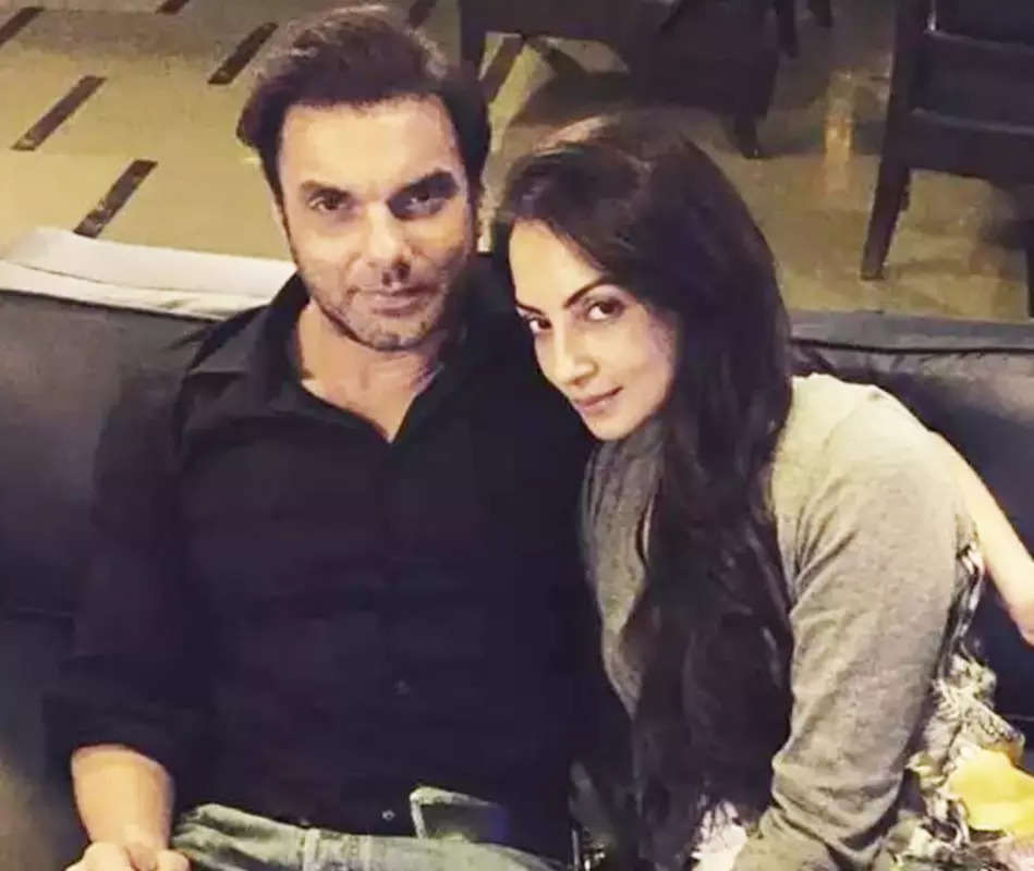 Pictures of Sohail Khan and Seema Khan from a family court go viral; couple file for divorce