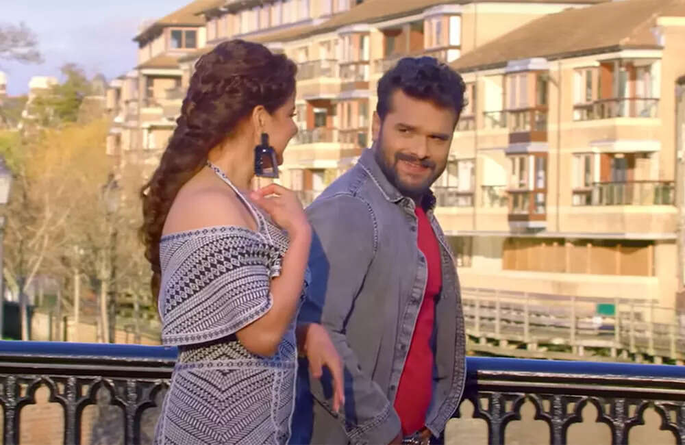 ​Dulhaniya-London-Se-Layenge​4