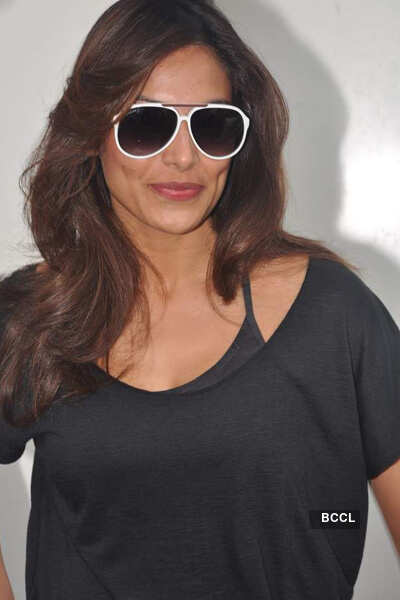 Bips snapped after photoshoot