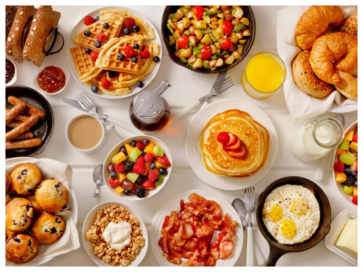 Foods that should not be ordered in a restaurant for breakfast