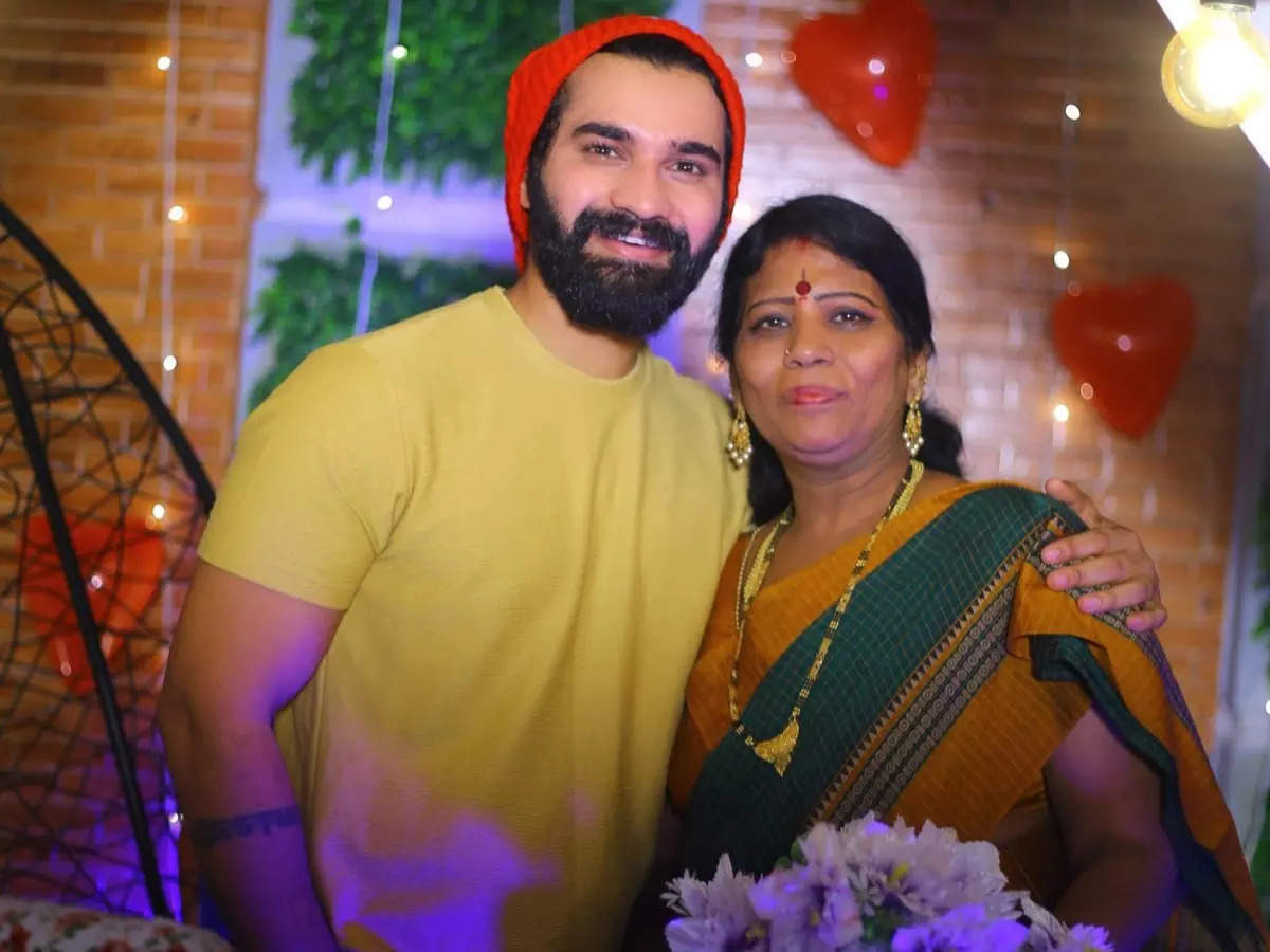 Exclusive - Bigg Boss Telugu OTT: Ahead of grand finale, Akhil Sarthak's mother Durga opens up on her son being 'targeted', trolling, paid voting and more