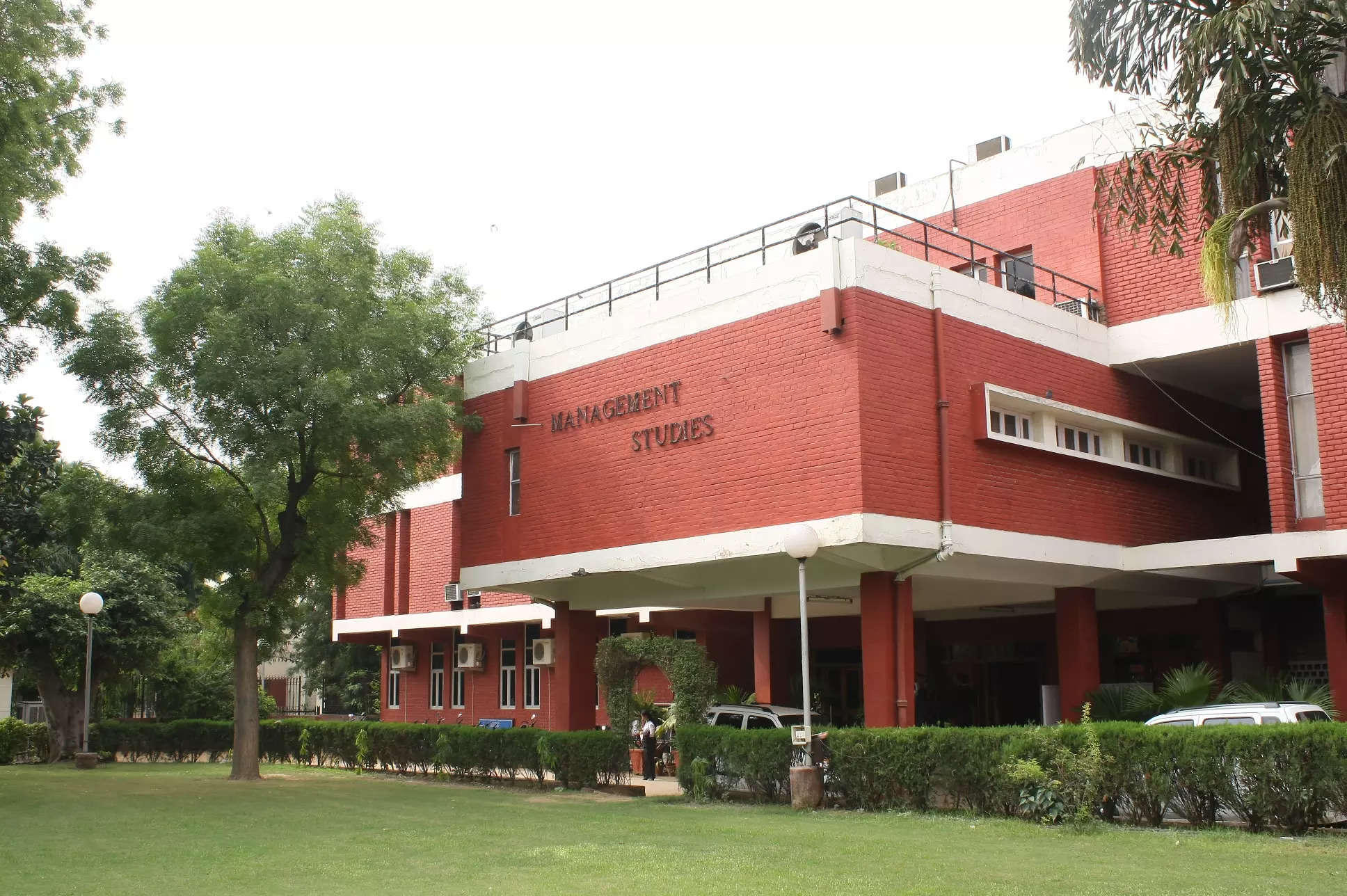 FMS Delhi offers highest CTC at Rs 58 Lakh to students