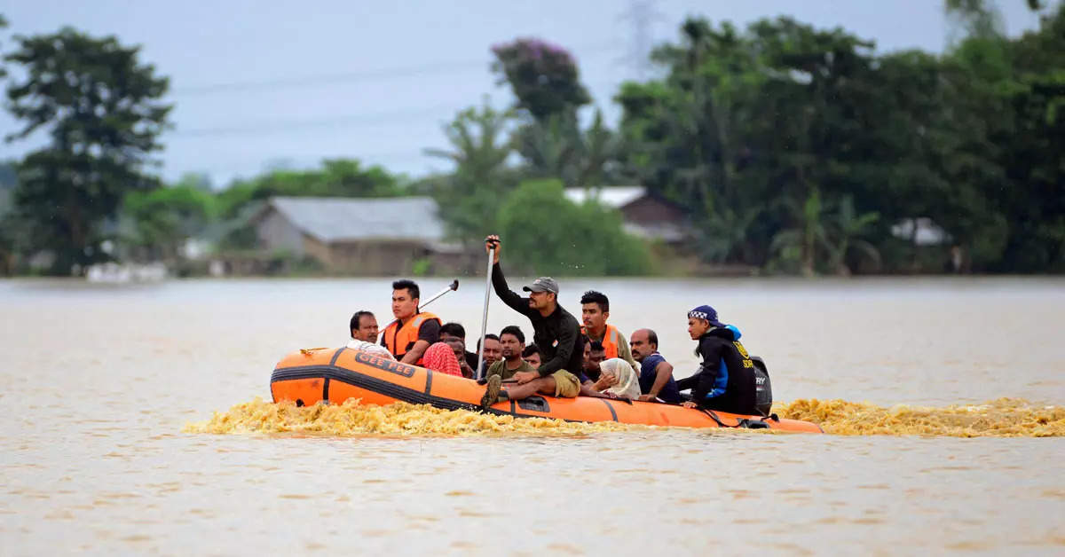 Flood situation worsens in Assam; over 6.62 lakh people affected 