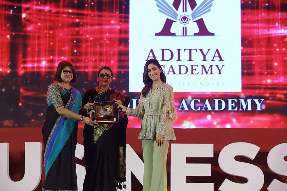 L-R-Sonali-Sarkar-&-Sabita-Saha-Aditya-Academy