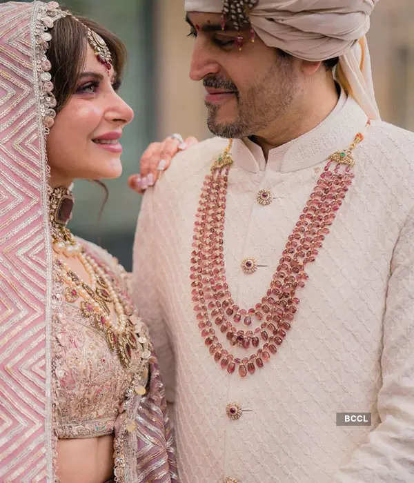 New pictures from Kanika Kapoor and Gautam Hathiramani's dreamy wedding in London