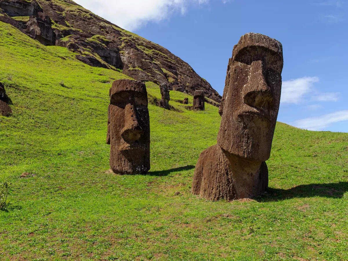 Chile's famous Easter Island to reopen for tourism soon