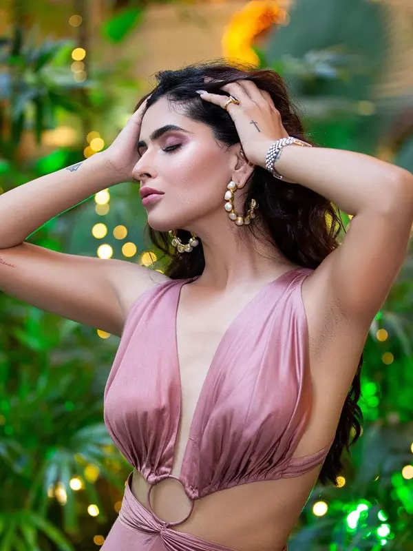 Mesmerising pictures of  TV actress Karishma Sharma are a rage on social media