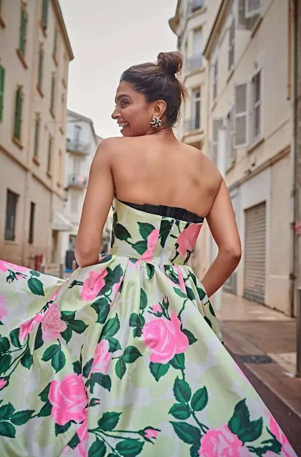 Cannes 2022: Deepika Padukone exudes celestial grace in white fusion saree as she signs off from the French Riviera