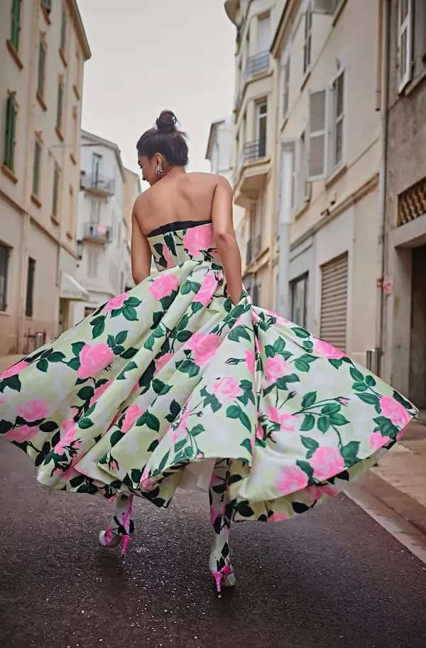 Cannes 2022: Deepika Padukone exudes celestial grace in white fusion saree as she signs off from the French Riviera