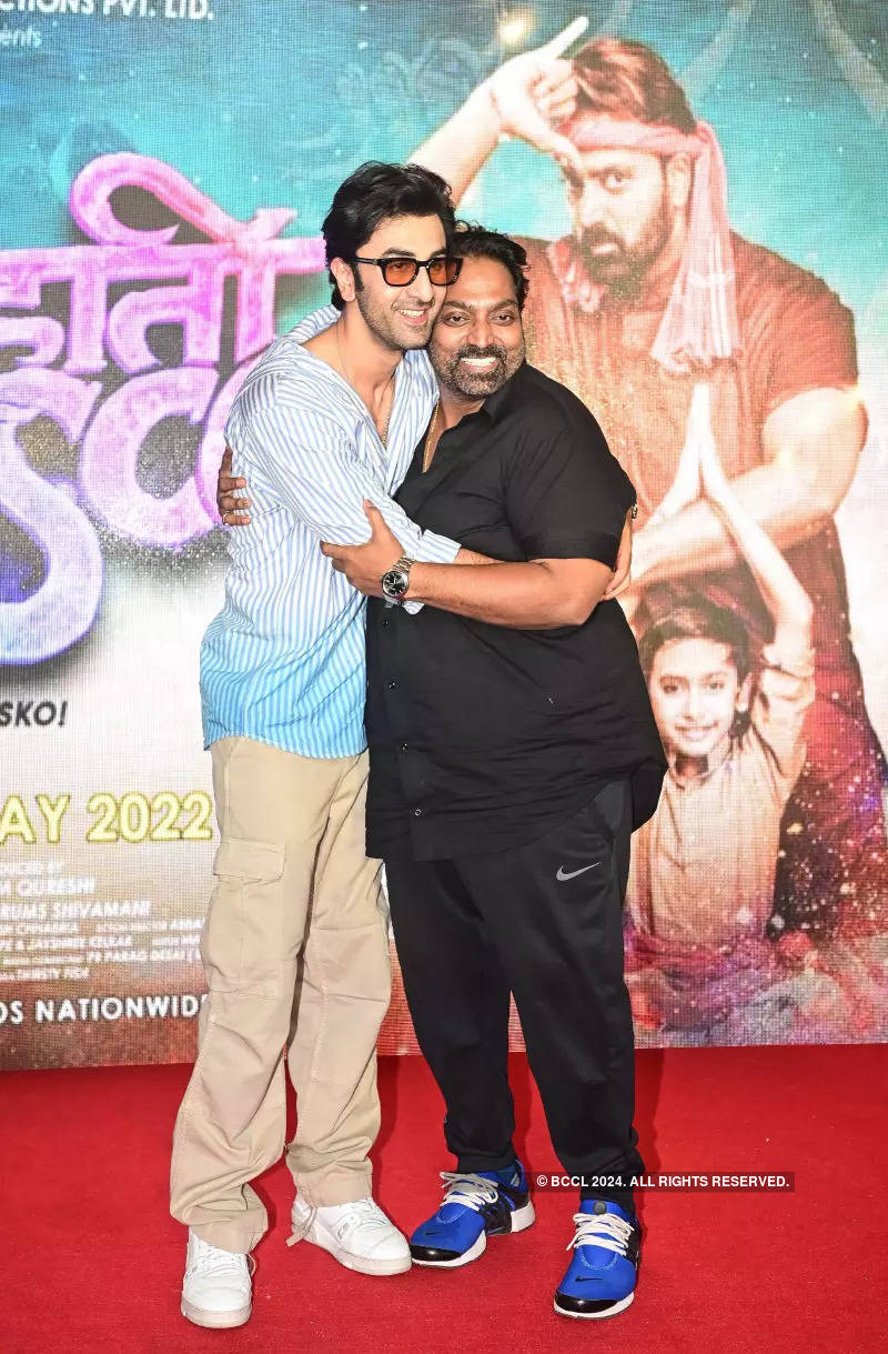 Ranbir Kapoor celebrates Ganesh Acharya's birthday at the song launch of 'Dehati Disco'