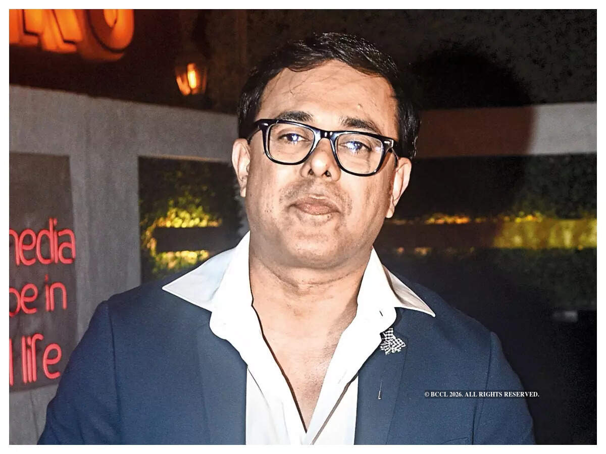 Anjan Srivastav celebrates his 74th birthday with family and friends ...