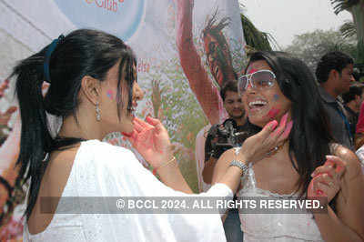 Geeta celebrates Holi