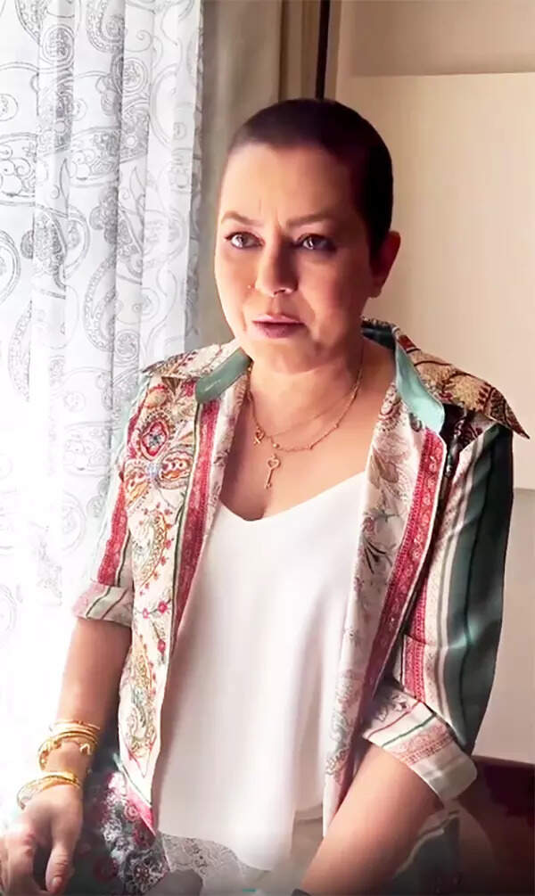 These pictures of emotional Mahima Chaudhary go viral as she reveals about her battle with breast cancer