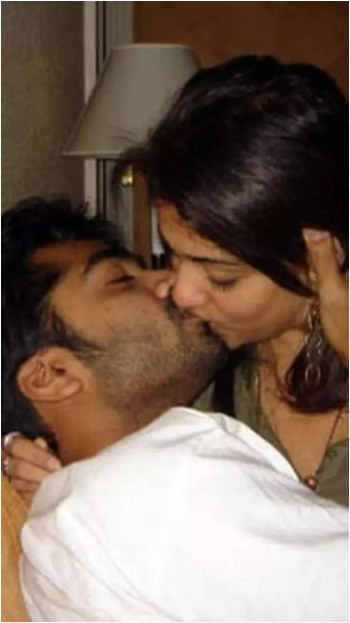 Ten lip locks that made Headlines in Tollywood | Times of India