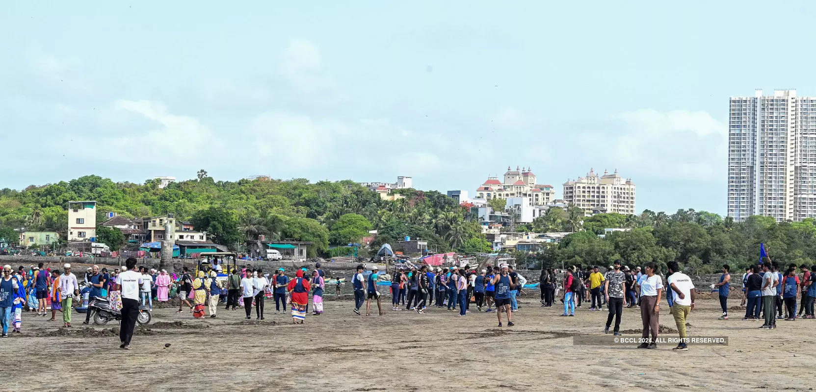 World Environment Day: Celebs participated in a beach clean-up drive