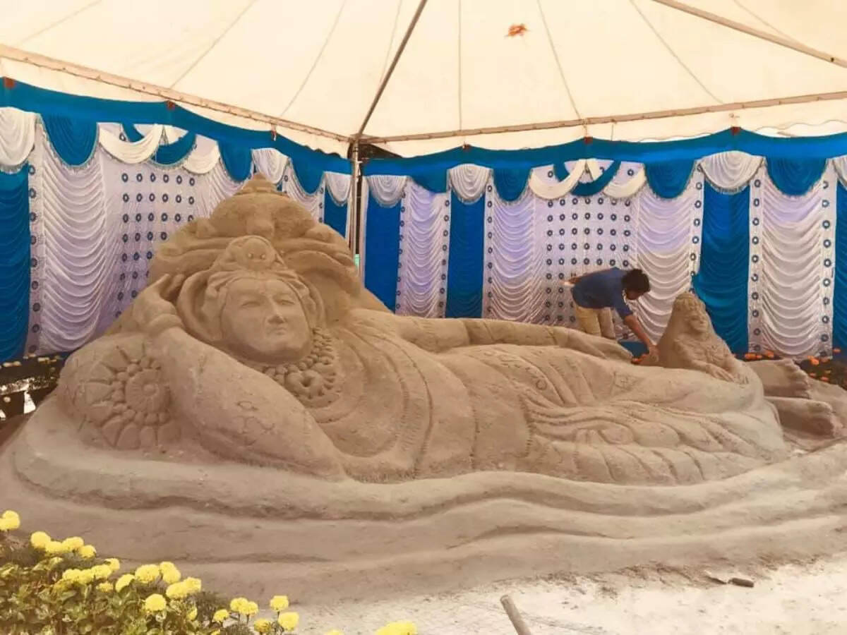 A Look at India's First Sand Sculpture Museum in Mysore A Look at India's First Sand Sculpture Museum in Mysore