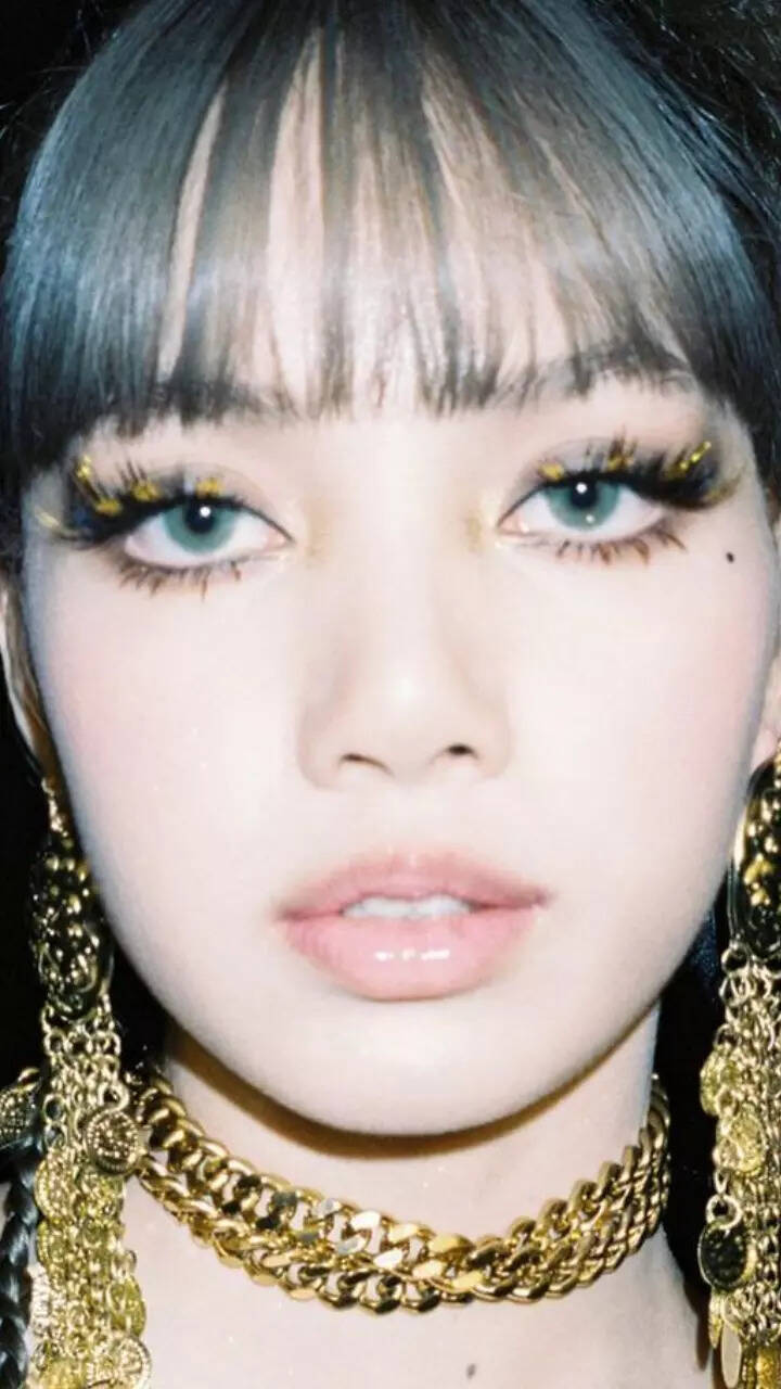Makeup Tips: Hottest makeup inspirations to take from BLACKPINKs Lisa |  Times of India