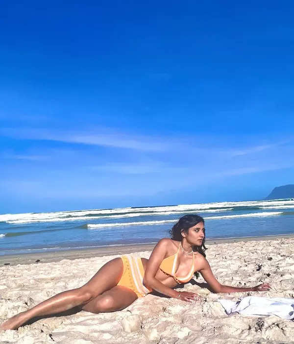 Khatron Ke Khiladi 12 contestant Kanika Mann's bikini pictures go viral