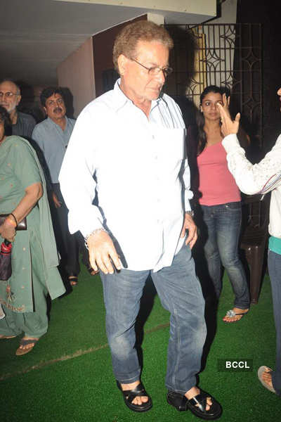 Salim Khan's screening of 'ZNMD'