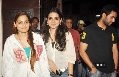 Salim Khan's screening of 'ZNMD'