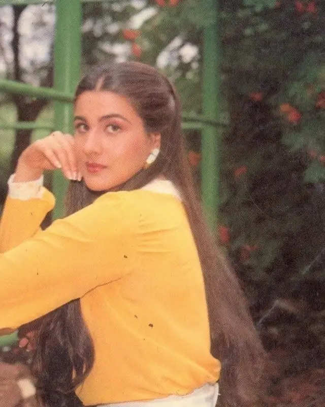 #ETimesTrendsetters: Amrita Singh's ethereal style makes her the evergreen star of Hindi cinema