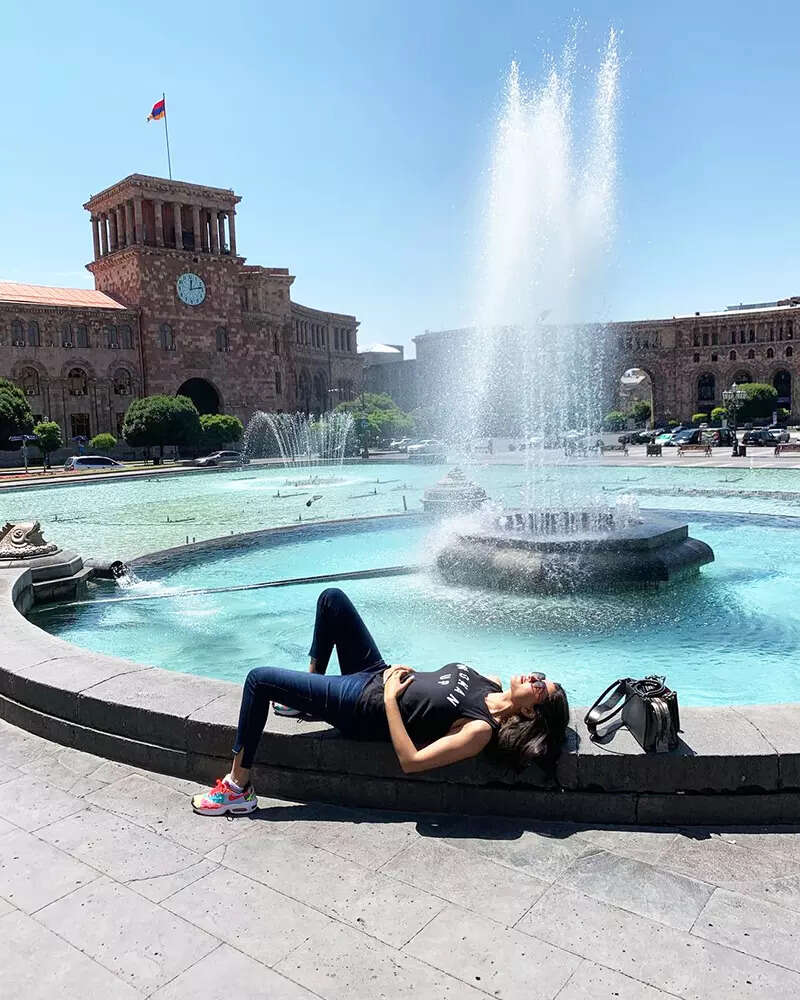 Mesmerising pictures of Sushmita Sen & daughter Renee chilling in a black monokini from their exotic vacation
