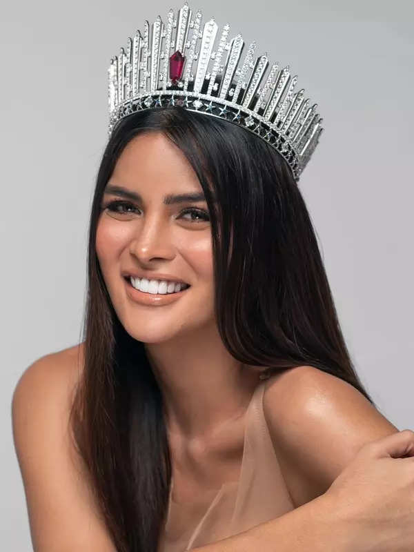 Fuschia Anne Ravena wins transgender pageant Miss International Queen 2022